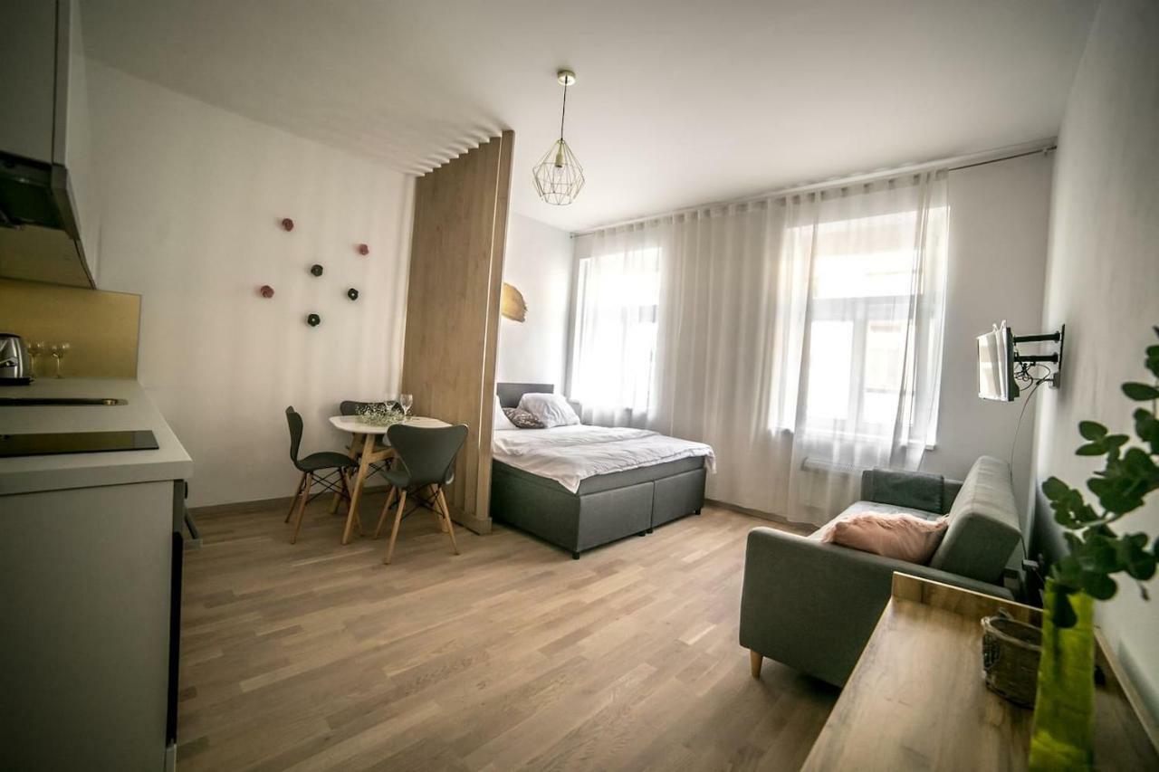 Prague Friendly Apartments In Praha Bagian luar foto