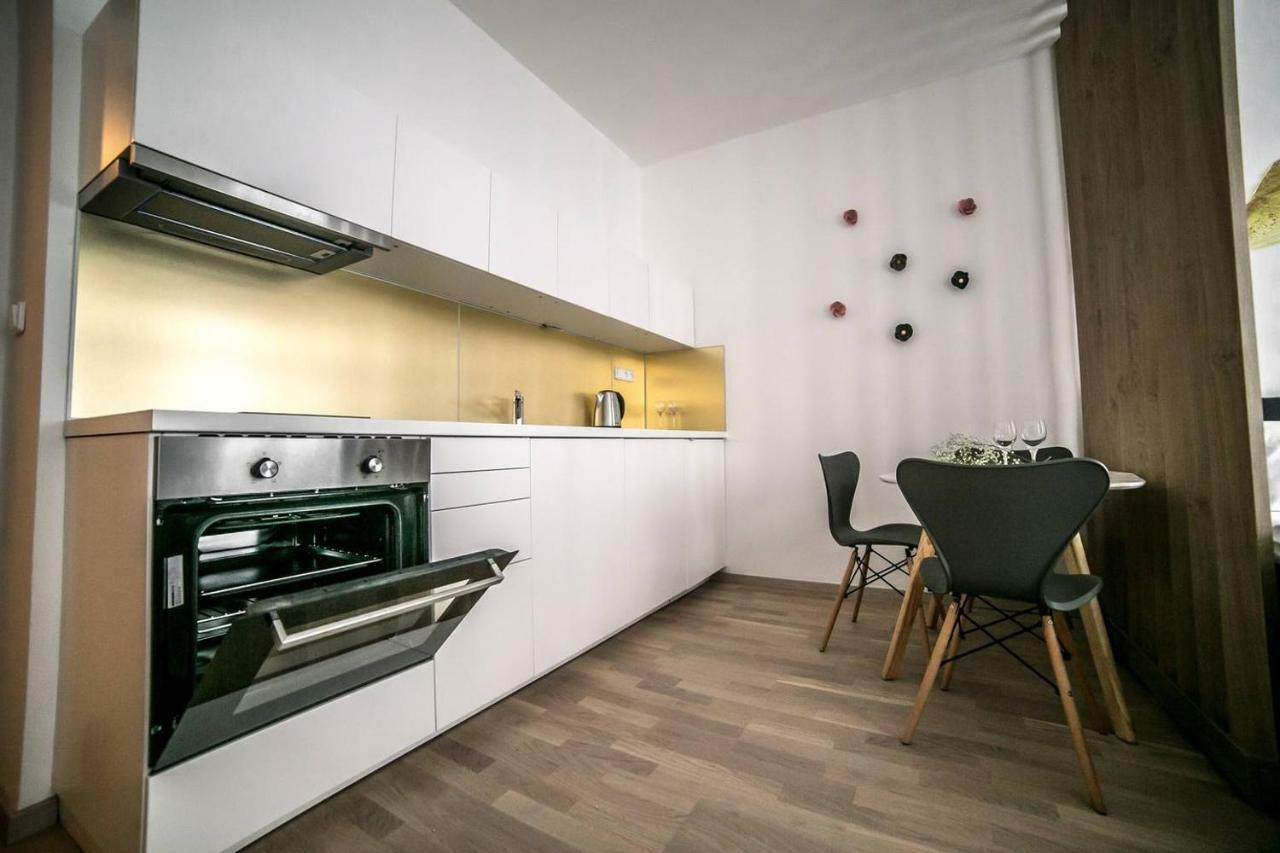 Prague Friendly Apartments In Praha Bagian luar foto